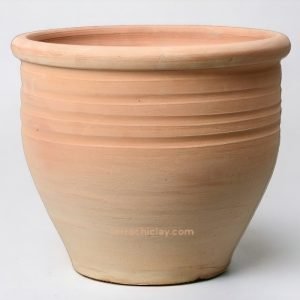 Range of Terracotta Pots 34 clay pot in grey room