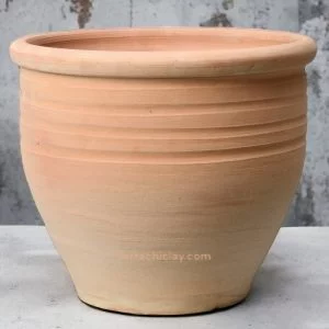 round planter